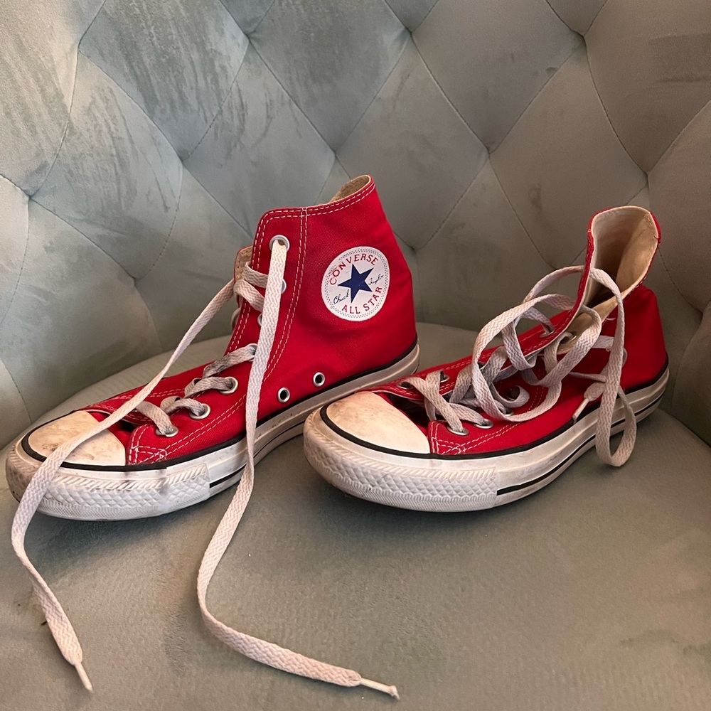 Red Converse